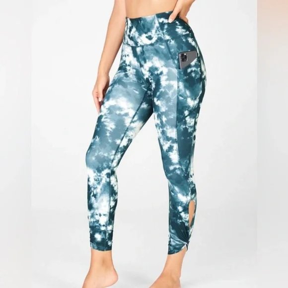 Fabletics PureLuxe Oasis Set Sports Bra & Leggings Small - Picture 2 of 4